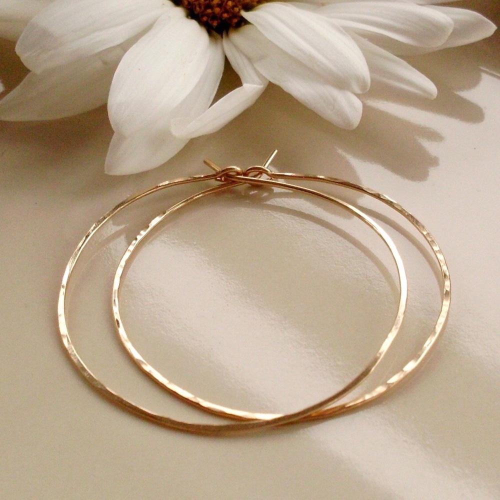 14K 𝗦𝗢𝗟𝗜𝗗 Yellow or Rose Gold Hammered/Textured Hoop Earrings Mid Sized